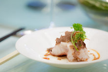 Load image into Gallery viewer, OUT OF SEASON! Fresh White Truffles (Tuber Magnatum Pico) 2 oz (56g)